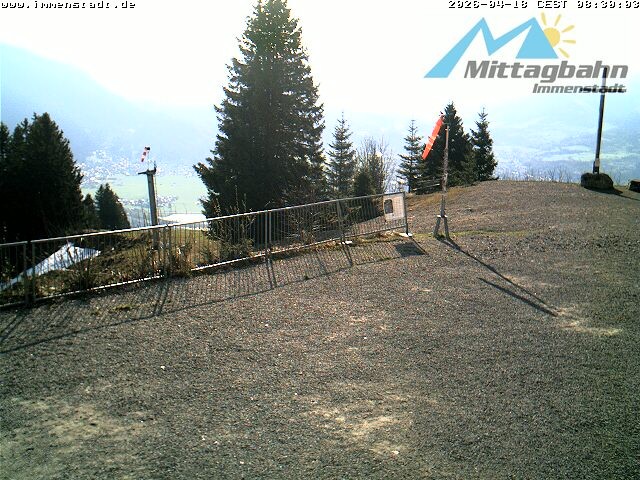 Archiv Foto Webcam Immenstadt: Mittaggipfel (Blick ins Illertal)