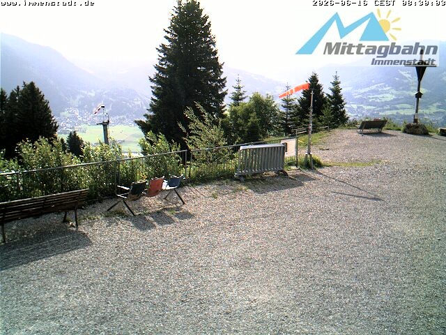 Archiv Foto Webcam Immenstadt: Mittaggipfel (Blick ins Illertal)