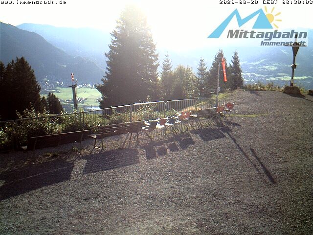 Archived image Webcam Mountain Mittagberg (View towards Valley Iller)