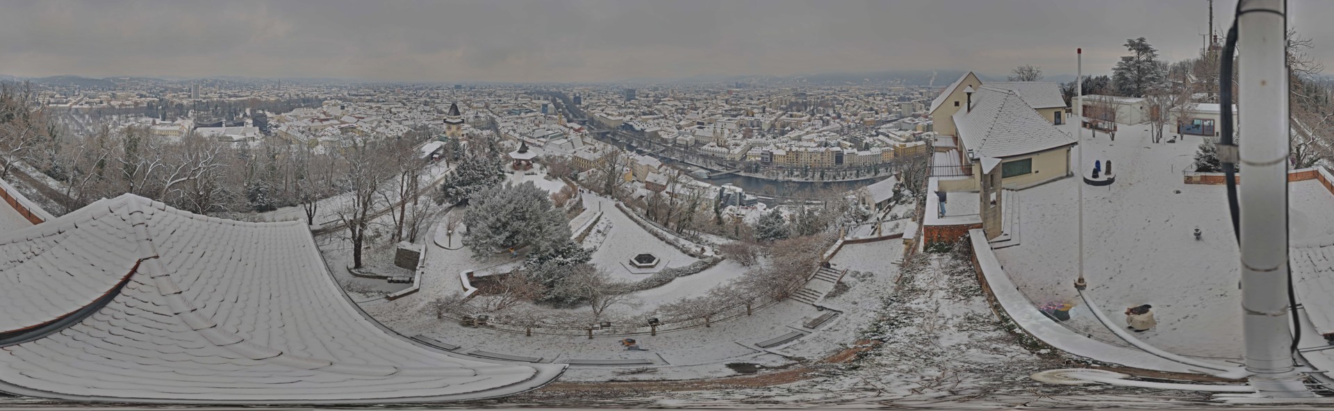 Archiv Foto Webcam Graz: Panorama vom Schlossberg