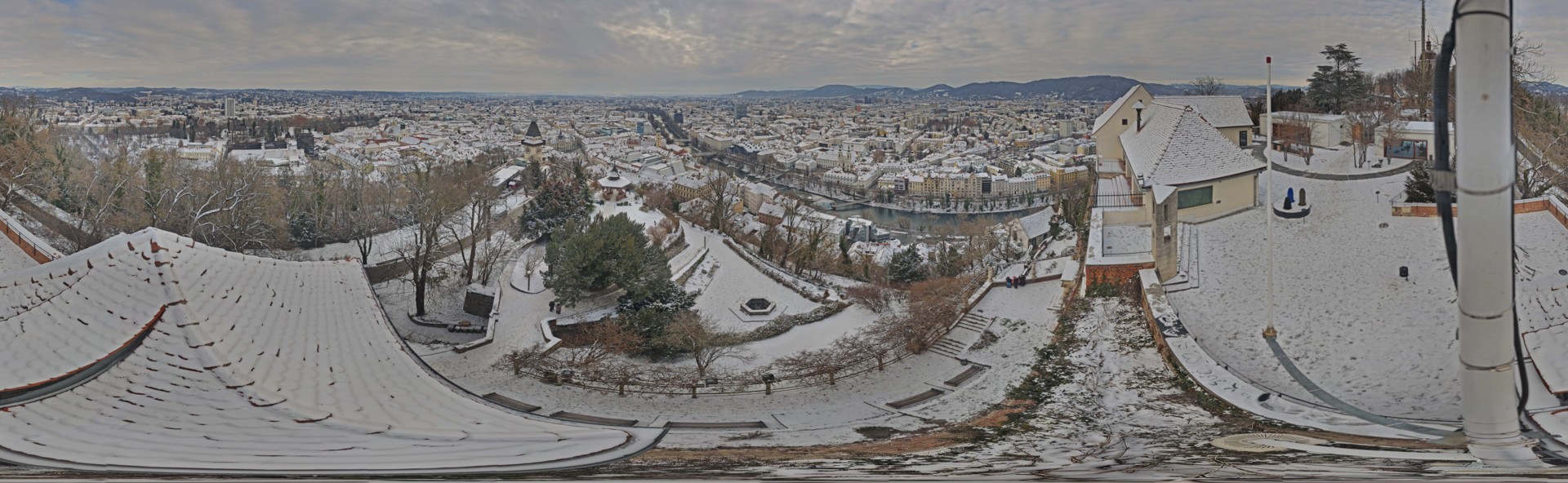 Archiv Foto Webcam Graz: Panorama vom Schlossberg