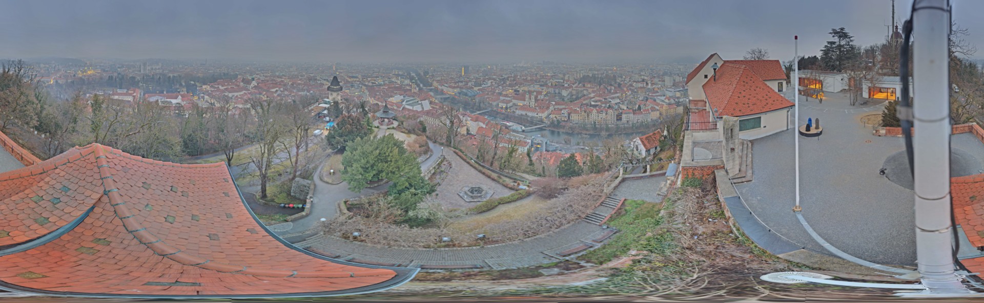 Archiv Foto Webcam Graz: Panorama vom Schlossberg