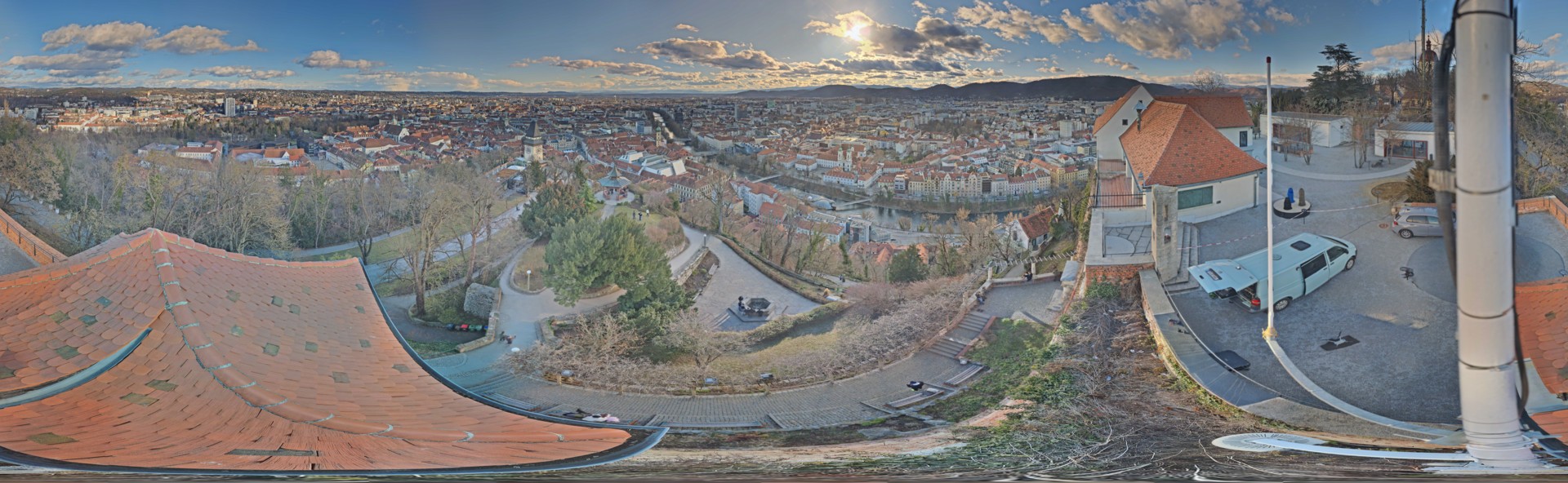 Archiv Foto Webcam Graz: Panorama vom Schlossberg