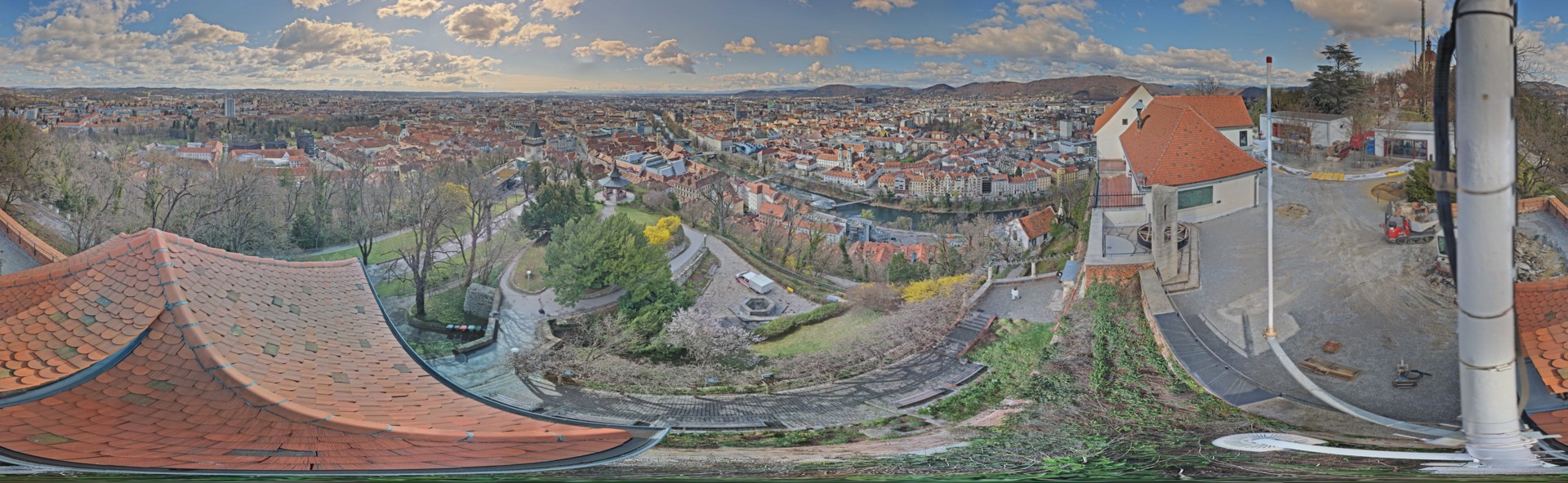 Archiv Foto Webcam Graz: Panorama vom Schlossberg