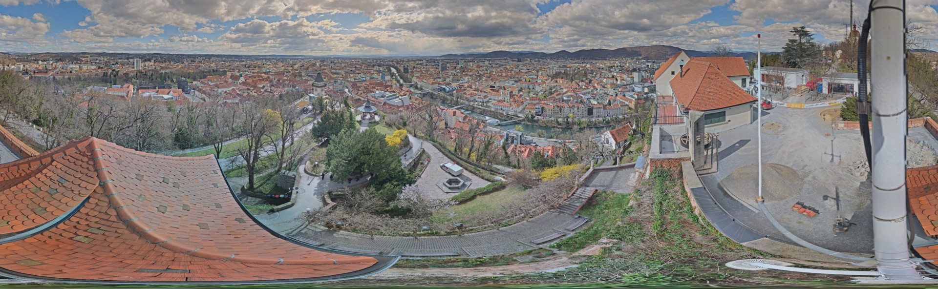 Archiv Foto Webcam Graz: Panorama vom Schlossberg