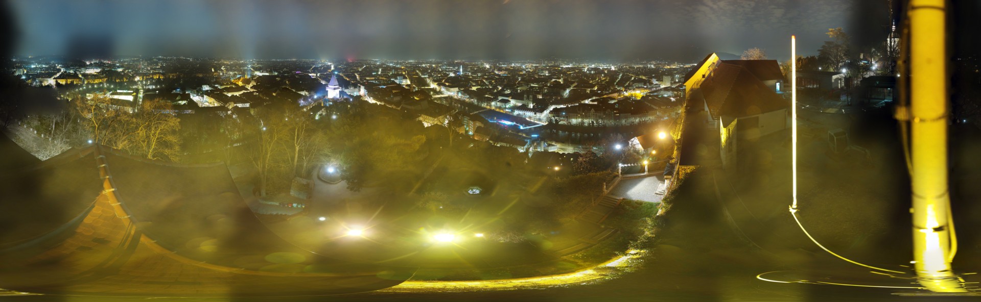 Archiv Foto Webcam Graz: Panorama vom Schlossberg