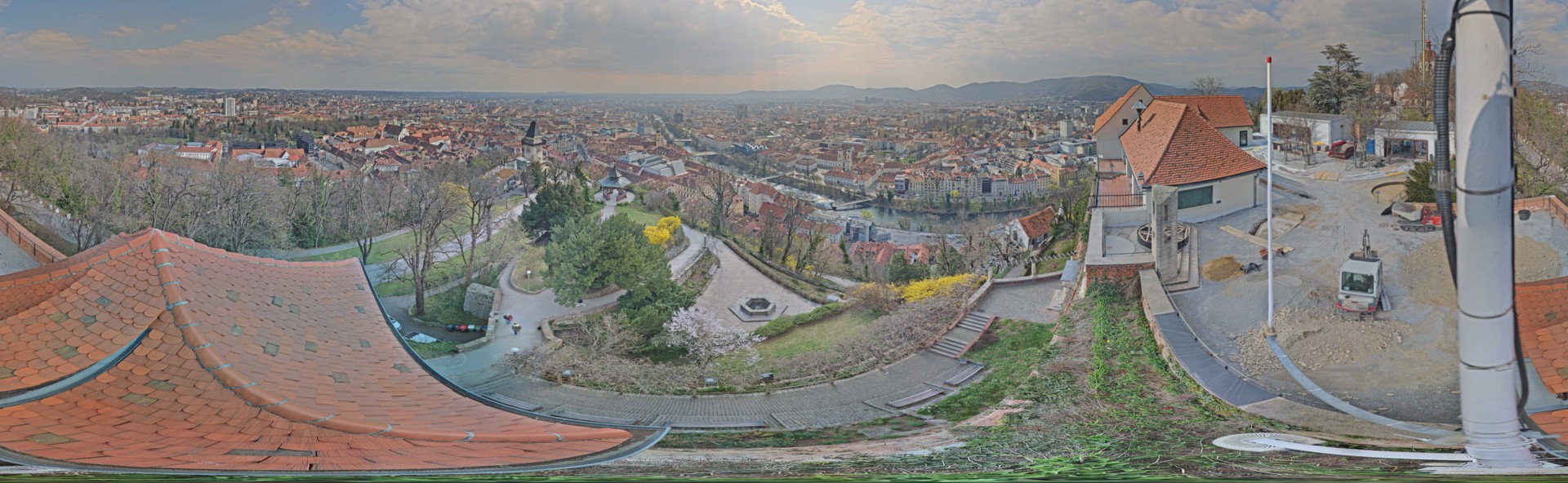 Archiv Foto Webcam Graz: Panorama vom Schlossberg