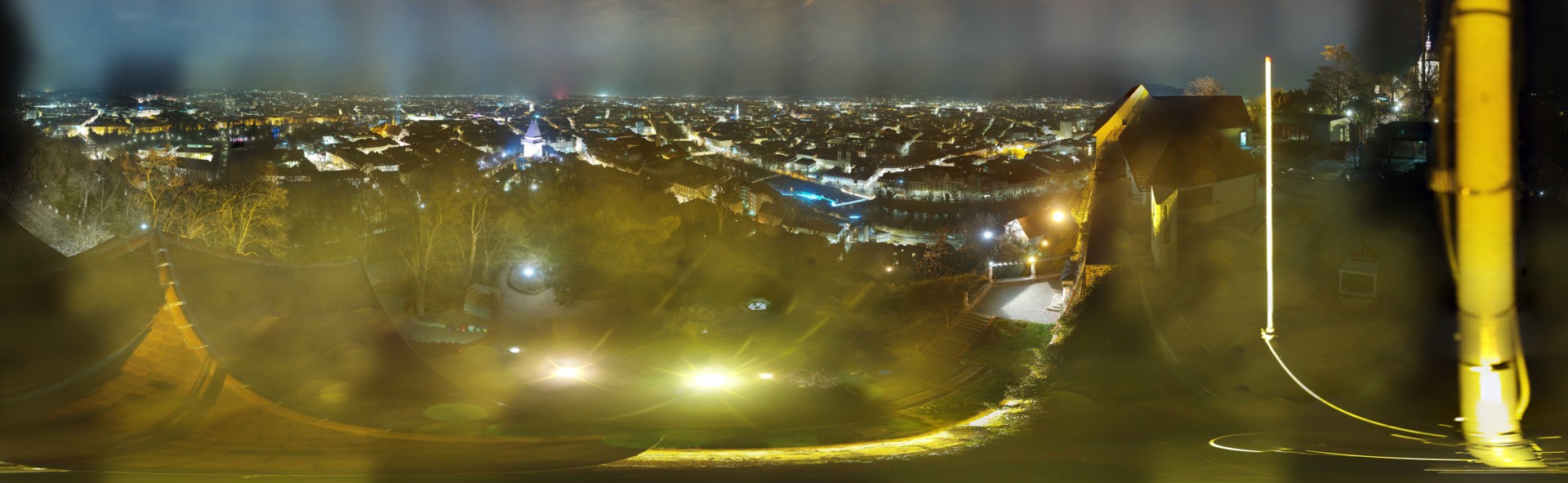 Archiv Foto Webcam Graz: Panorama vom Schlossberg