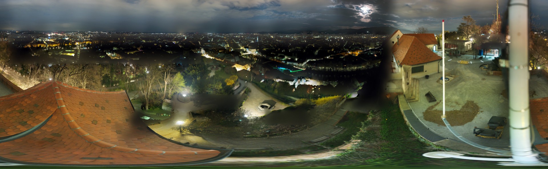 Archiv Foto Webcam Graz: Panorama vom Schlossberg