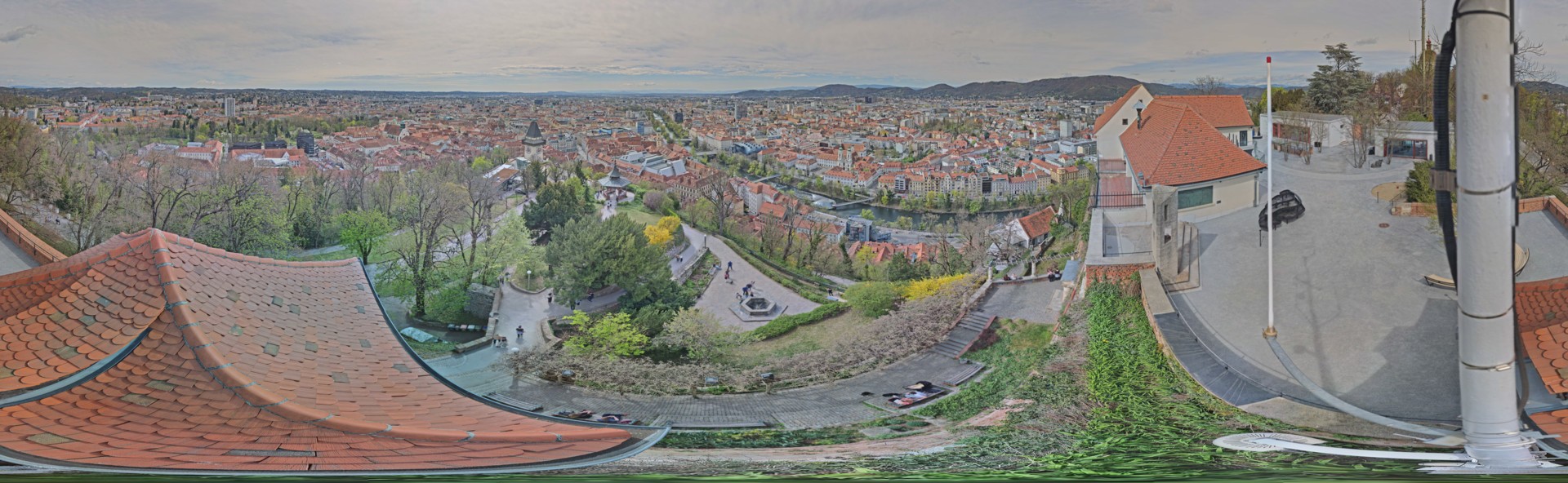 Archiv Foto Webcam Graz: Panorama vom Schlossberg