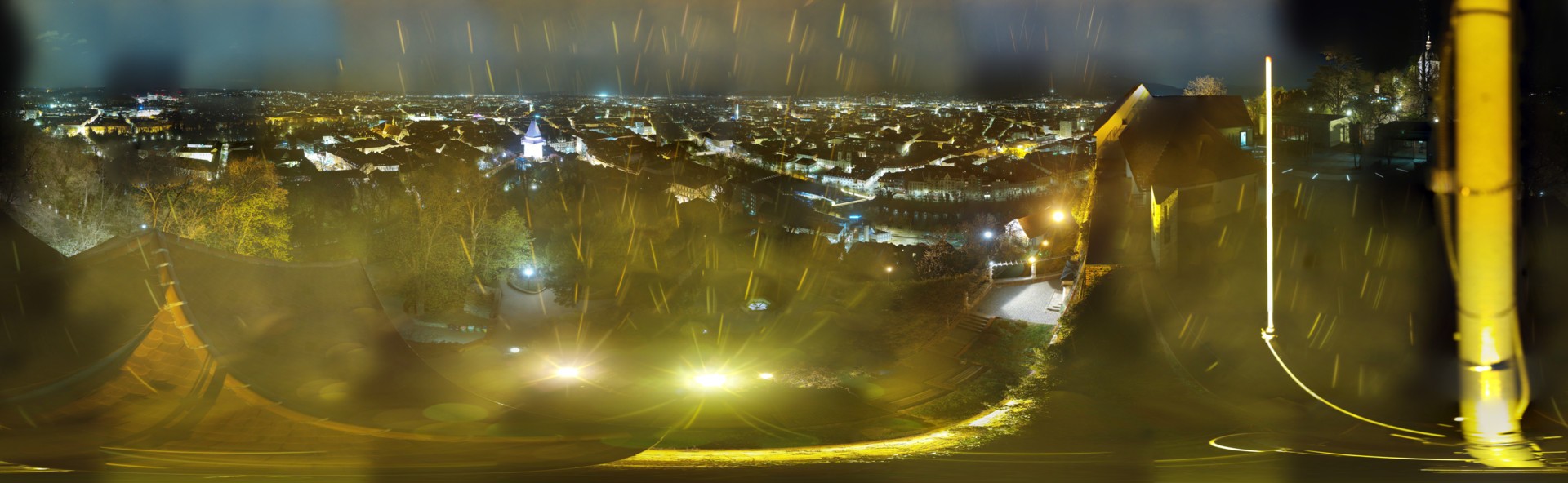 Archiv Foto Webcam Graz: Panorama vom Schlossberg