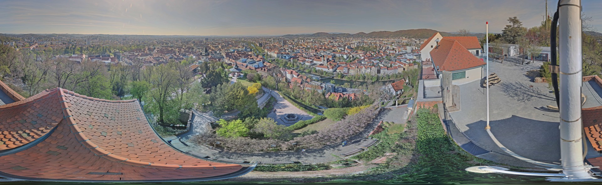 Archiv Foto Webcam Graz: Panorama vom Schlossberg