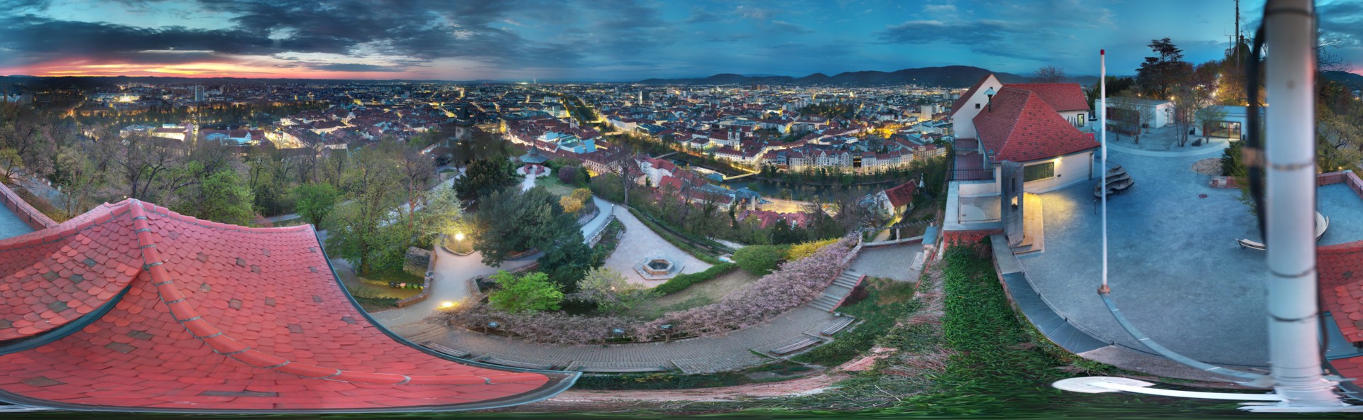 Archiv Foto Webcam Graz: Panorama vom Schlossberg
