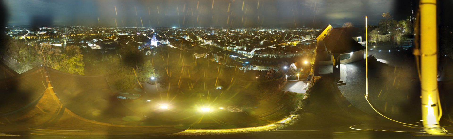 Archiv Foto Webcam Graz: Panorama vom Schlossberg