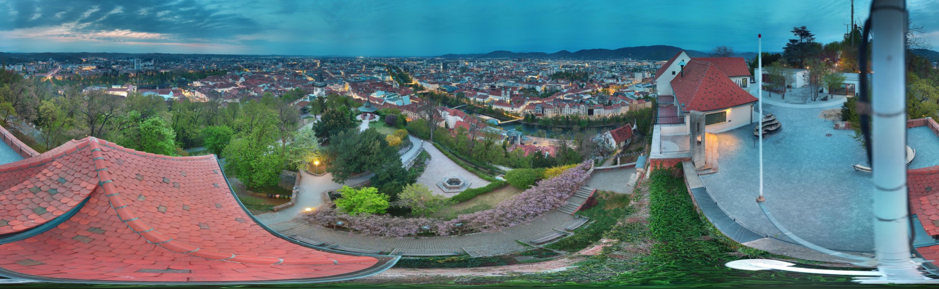 Archiv Foto Webcam Graz: Panorama vom Schlossberg