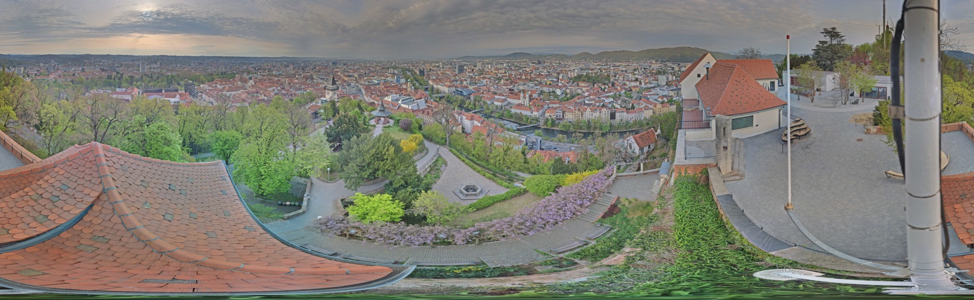 Archiv Foto Webcam Graz: Panorama vom Schlossberg