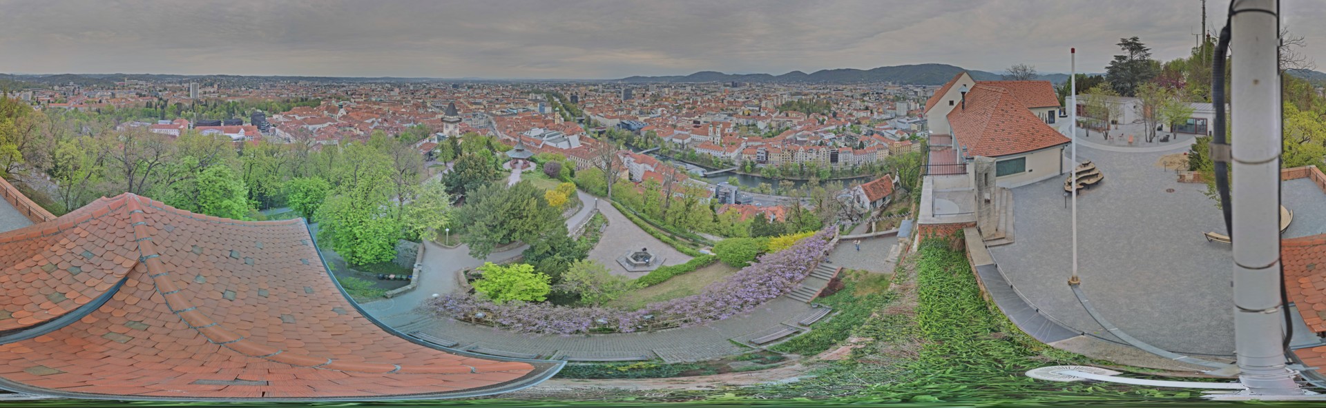 Archiv Foto Webcam Graz: Panorama vom Schlossberg