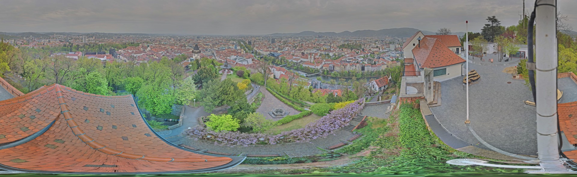 Archiv Foto Webcam Graz: Panorama vom Schlossberg
