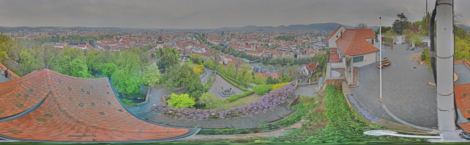 Archiv Foto Webcam Graz: Panorama vom Schlossberg