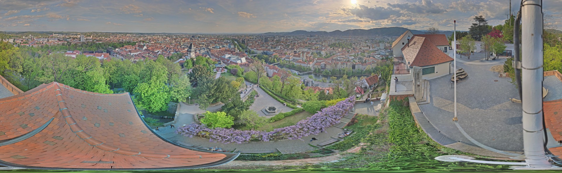 Archiv Foto Webcam Graz: Panorama vom Schlossberg