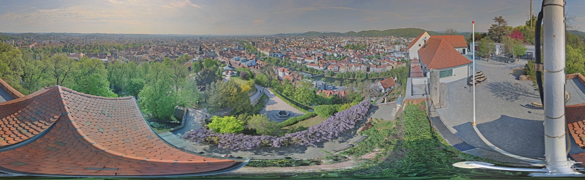 Archiv Foto Webcam Graz: Panorama vom Schlossberg