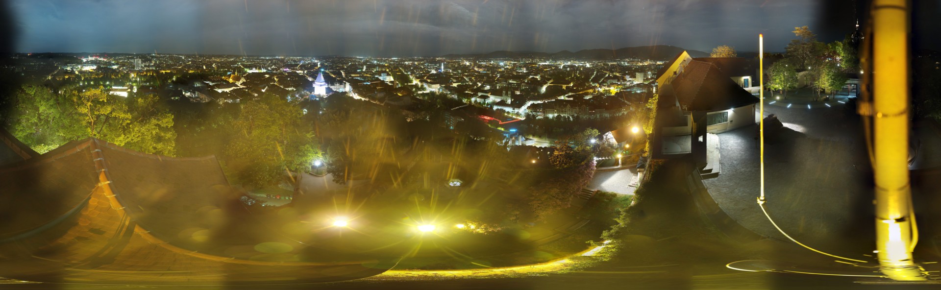 Archiv Foto Webcam Graz: Panorama vom Schlossberg