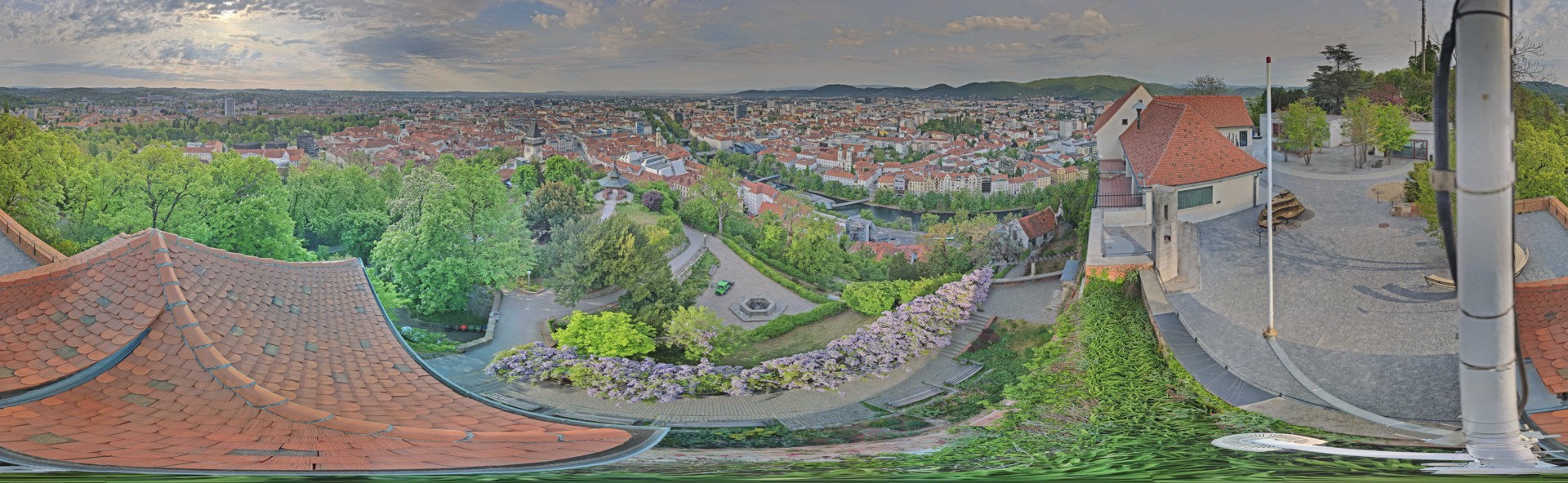Archiv Foto Webcam Graz: Panorama vom Schlossberg