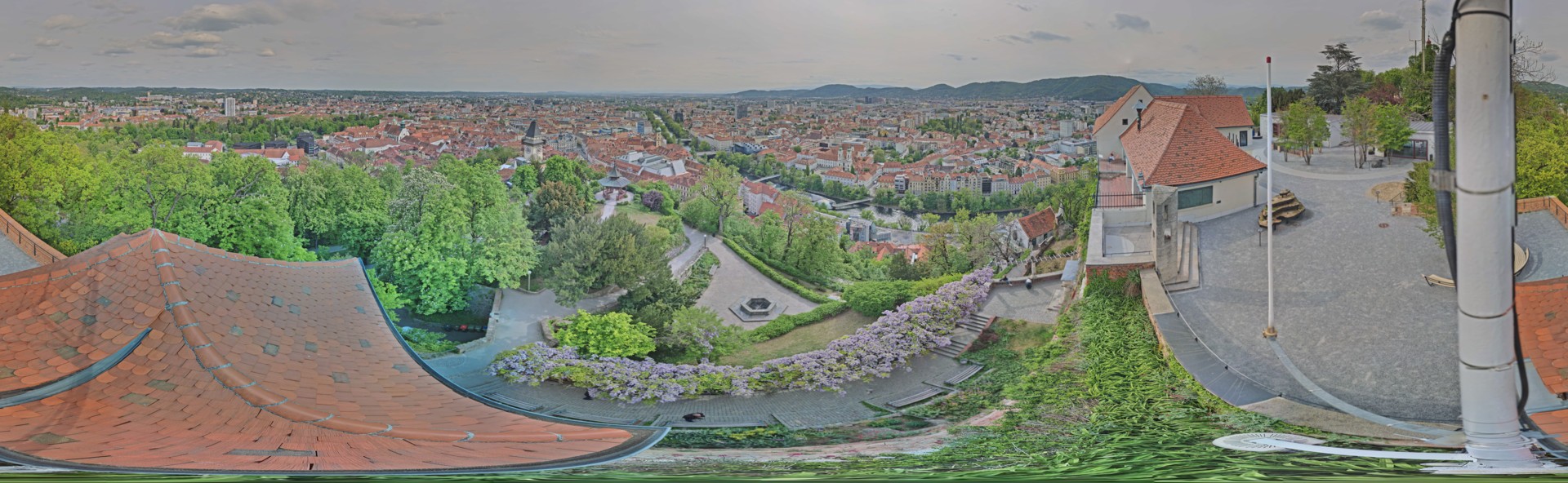 Archiv Foto Webcam Graz: Panorama vom Schlossberg