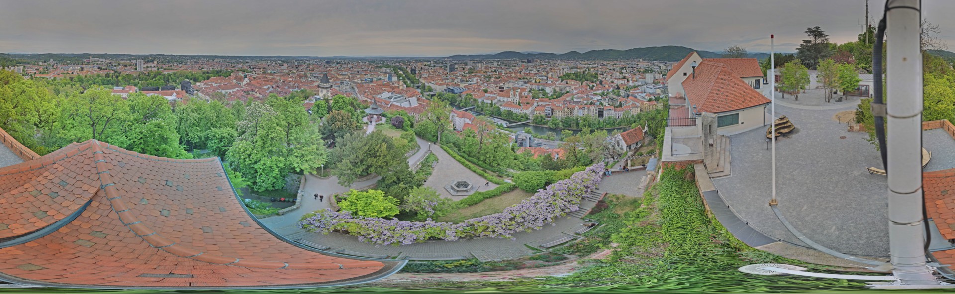 Archiv Foto Webcam Graz: Panorama vom Schlossberg