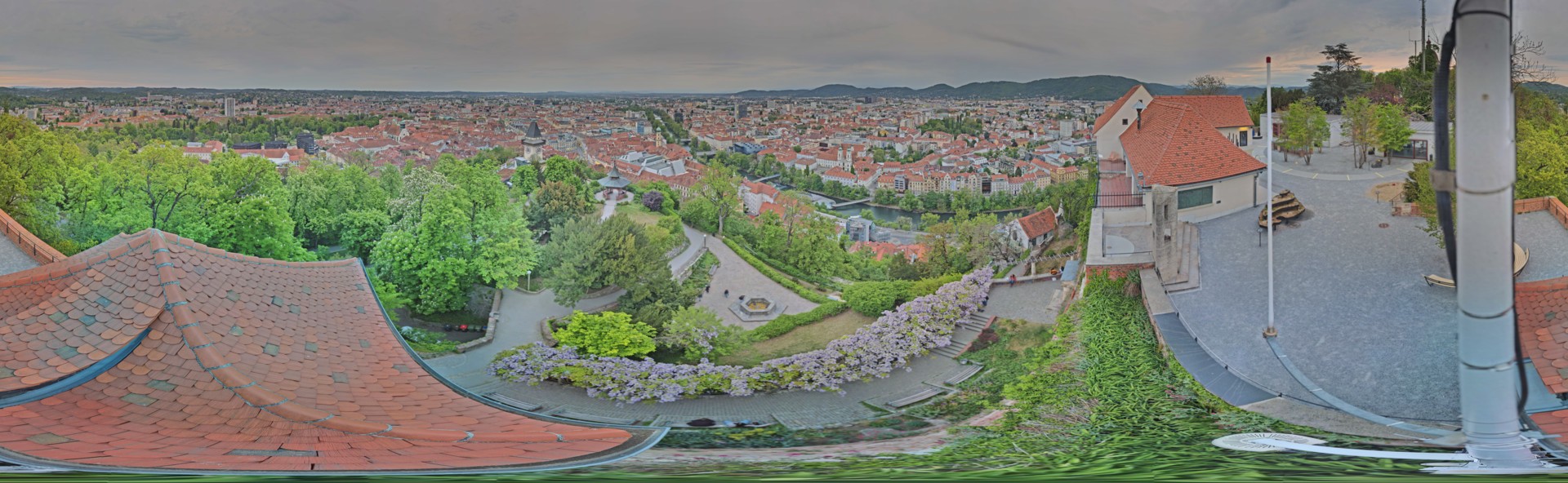 Archiv Foto Webcam Graz: Panorama vom Schlossberg