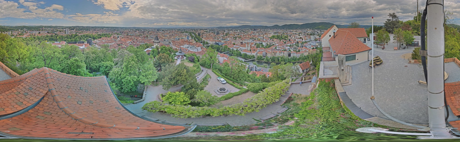 Archiv Foto Webcam Graz: Panorama vom Schlossberg