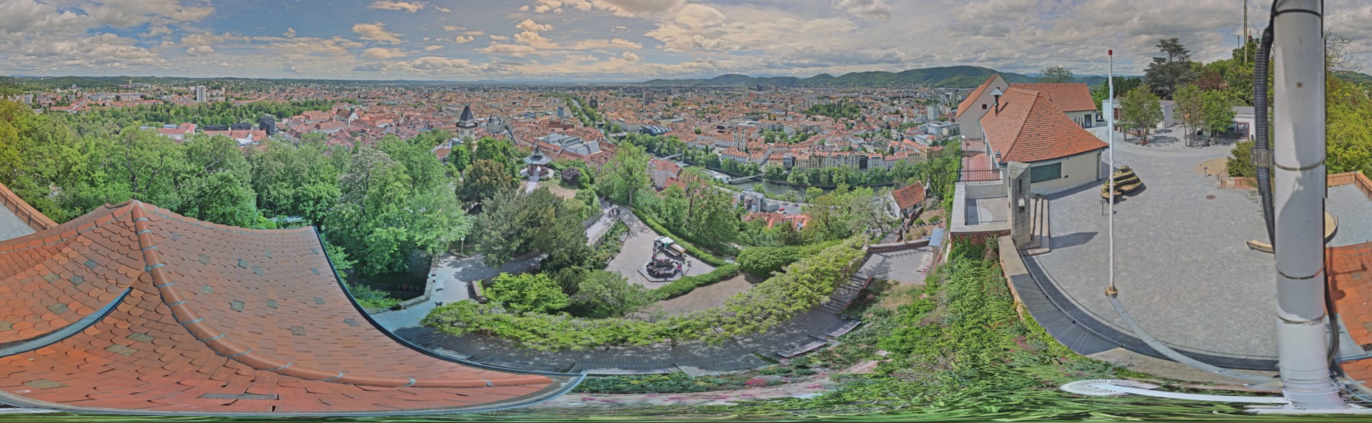 Archiv Foto Webcam Graz: Panorama vom Schlossberg