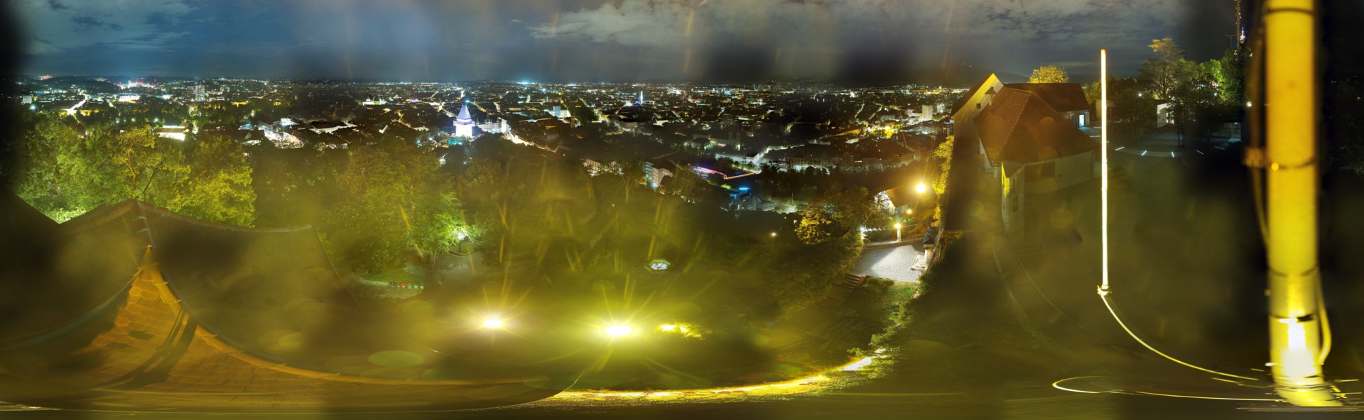 Archiv Foto Webcam Graz: Panorama vom Schlossberg