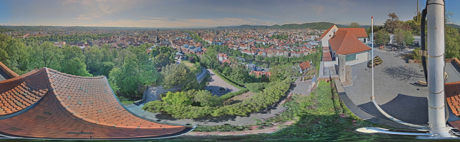 Archiv Foto Webcam Graz: Panorama vom Schlossberg