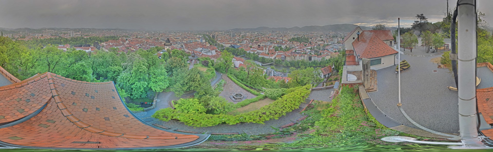 Archiv Foto Webcam Graz: Panorama vom Schlossberg