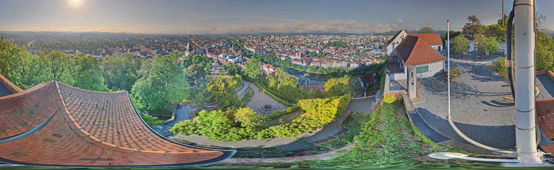Archiv Foto Webcam Graz: Panorama vom Schlossberg