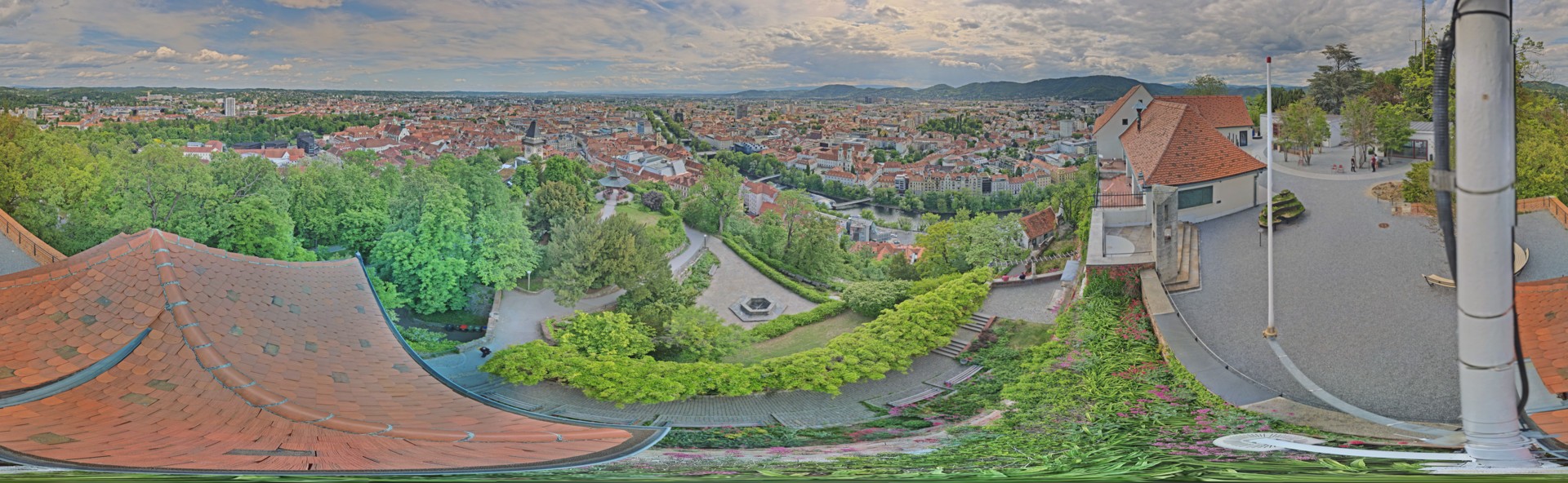 Archiv Foto Webcam Graz: Panorama vom Schlossberg
