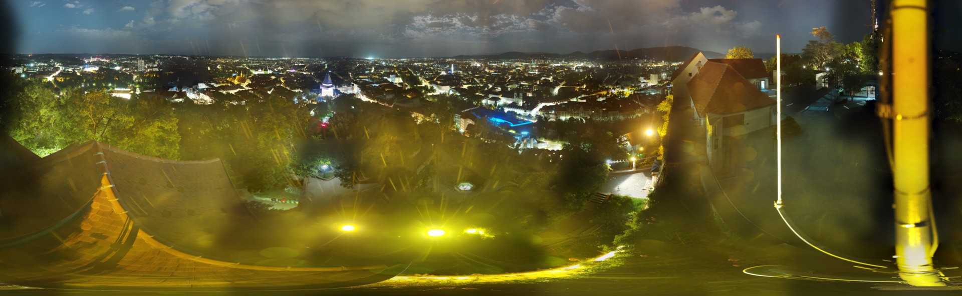 Archiv Foto Webcam Graz: Panorama vom Schlossberg