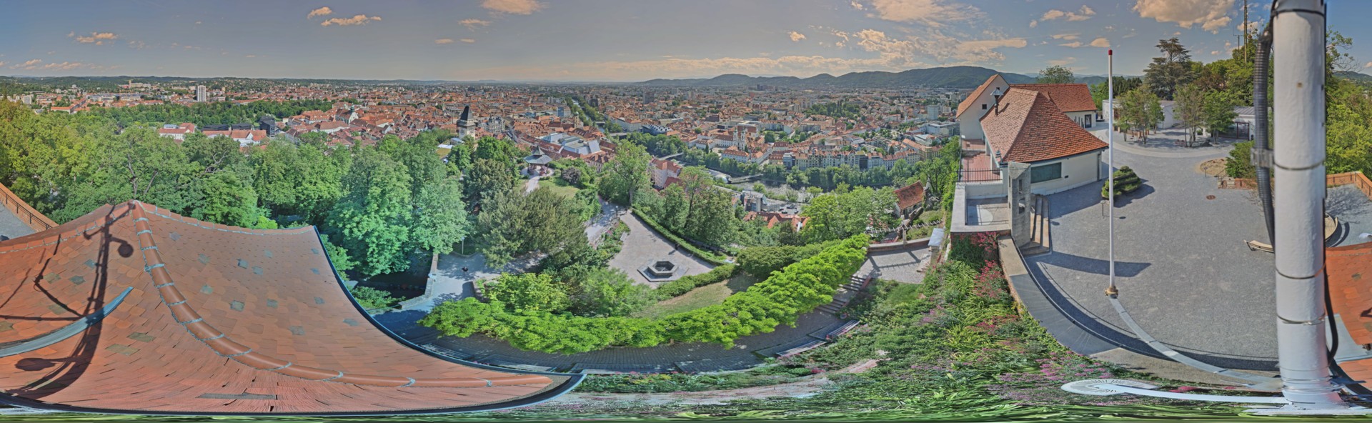 Archiv Foto Webcam Graz: Panorama vom Schlossberg