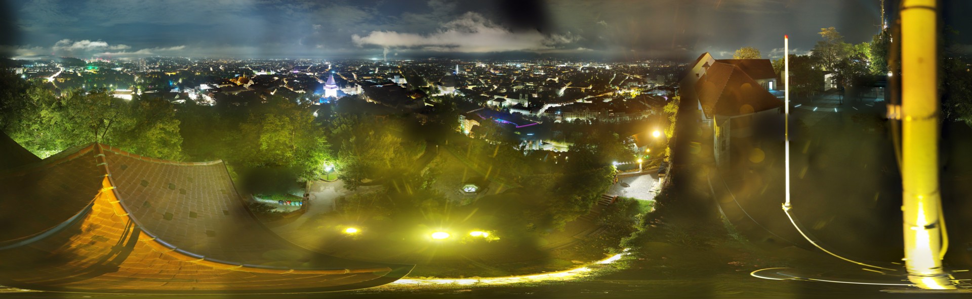Archiv Foto Webcam Graz: Panorama vom Schlossberg