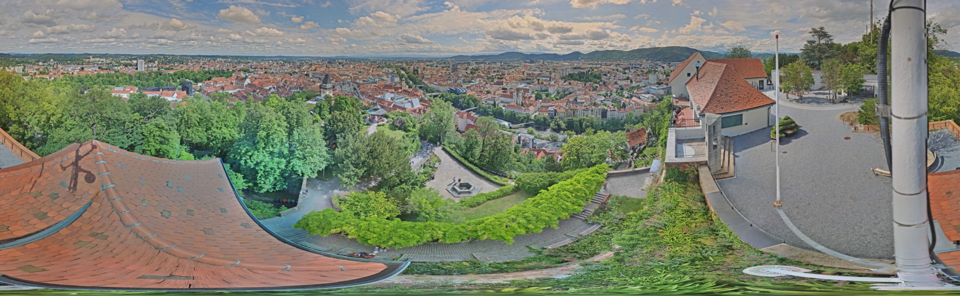 Archiv Foto Webcam Graz: Panorama vom Schlossberg