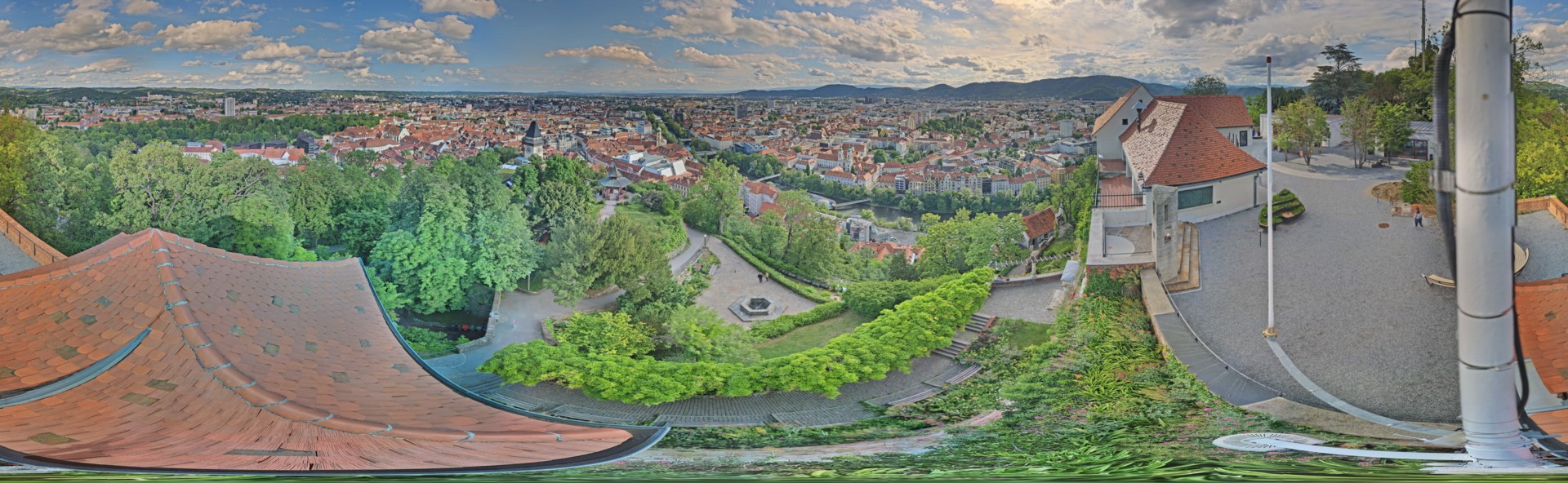 Archiv Foto Webcam Graz: Panorama vom Schlossberg