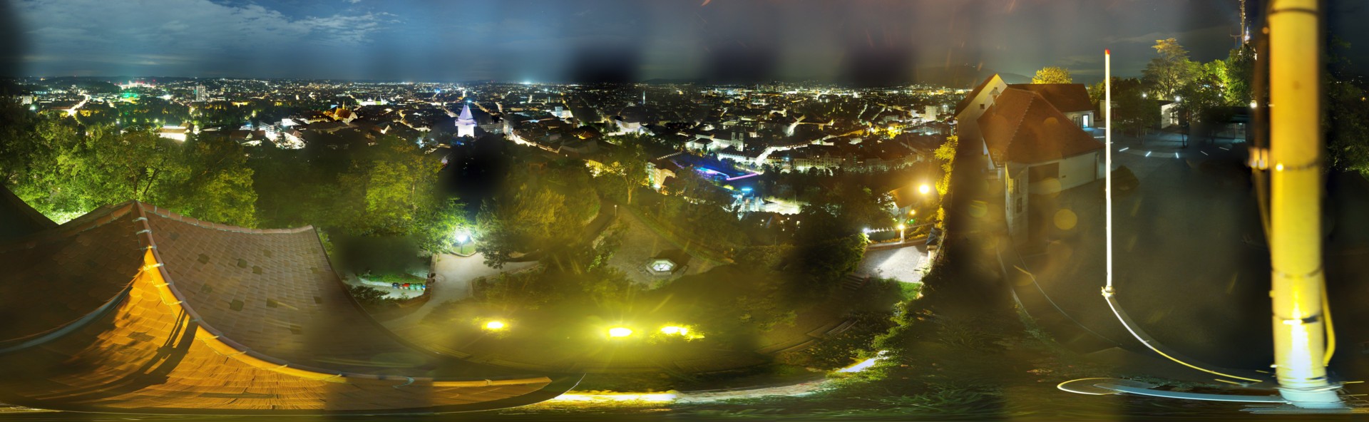 Archiv Foto Webcam Graz: Panorama vom Schlossberg