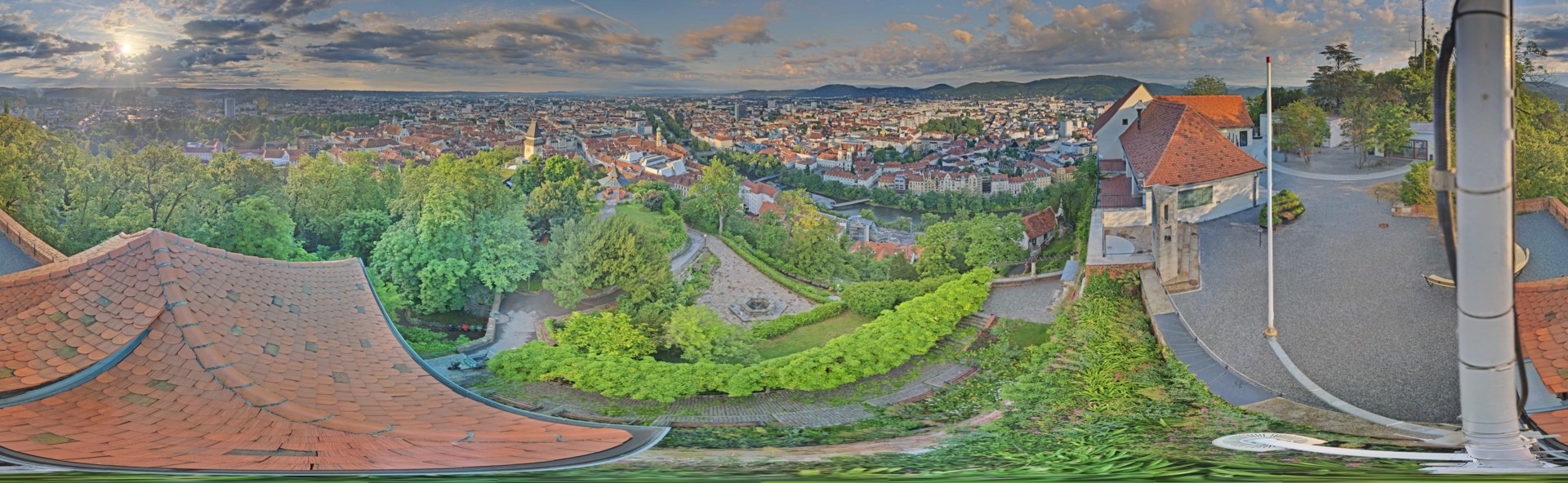 Archiv Foto Webcam Graz: Panorama vom Schlossberg