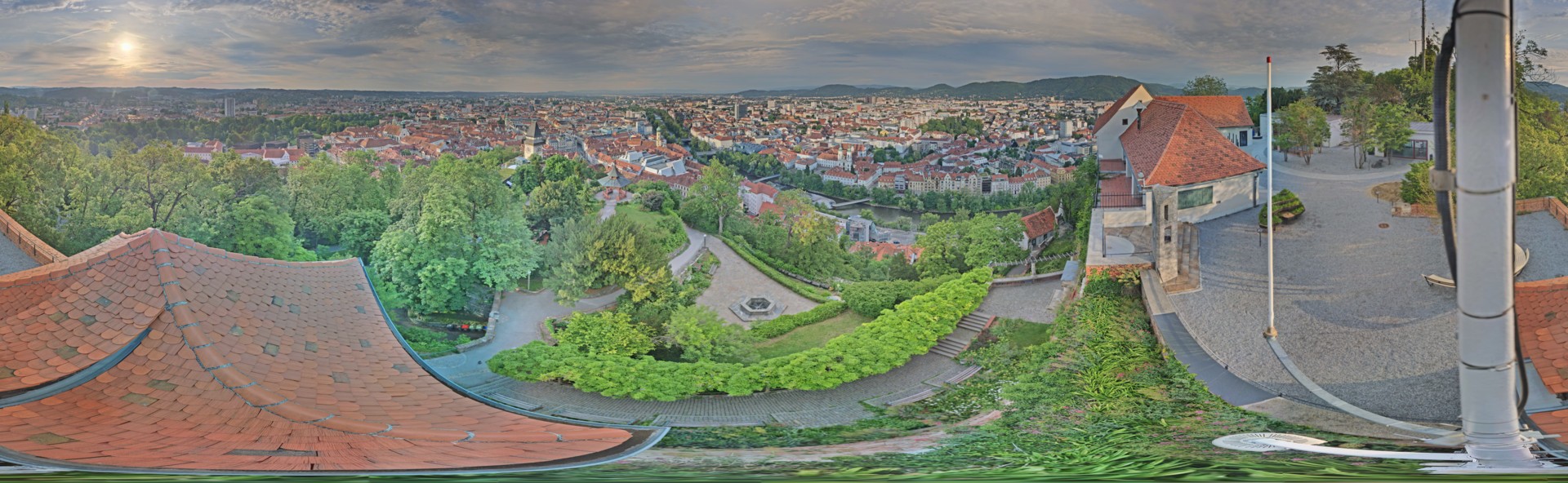 Archiv Foto Webcam Graz: Panorama vom Schlossberg