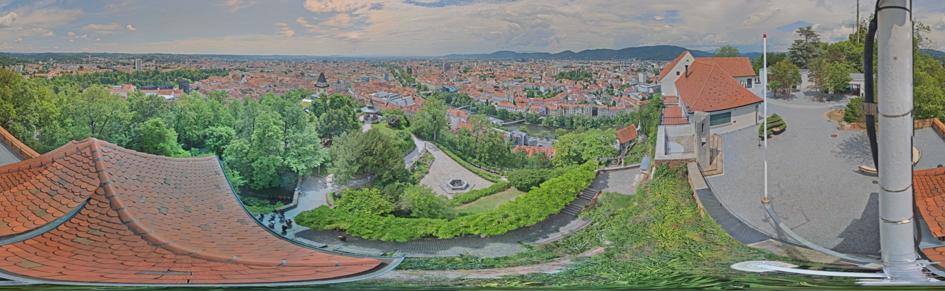 Archiv Foto Webcam Graz: Panorama vom Schlossberg