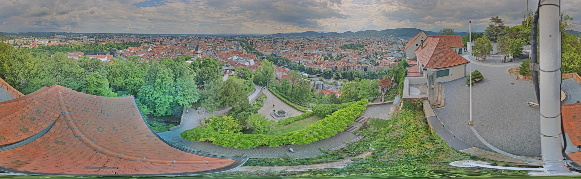 Archiv Foto Webcam Graz: Panorama vom Schlossberg