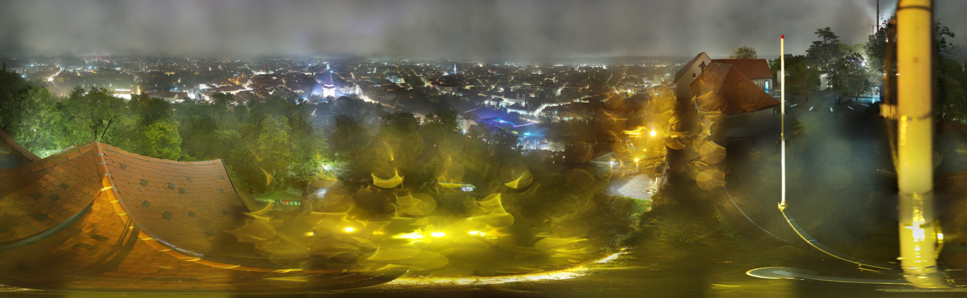 Archiv Foto Webcam Graz: Panorama vom Schlossberg
