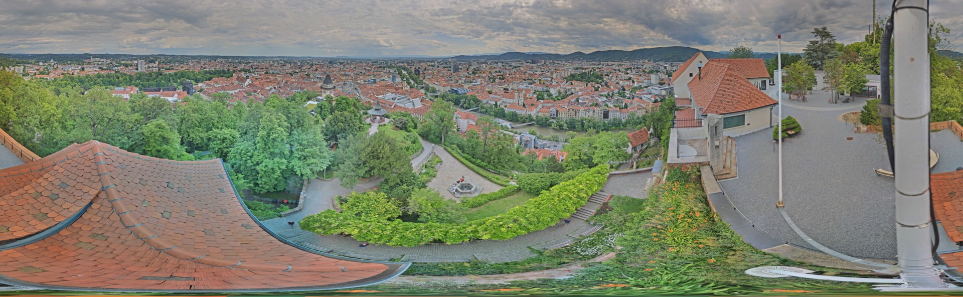 Archiv Foto Webcam Graz: Panorama vom Schlossberg