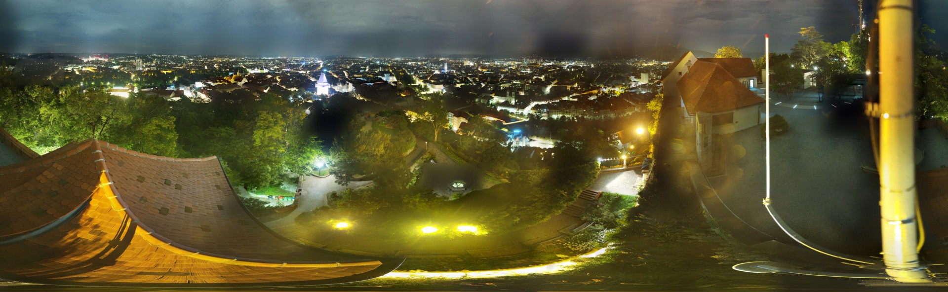Archiv Foto Webcam Graz: Panorama vom Schlossberg